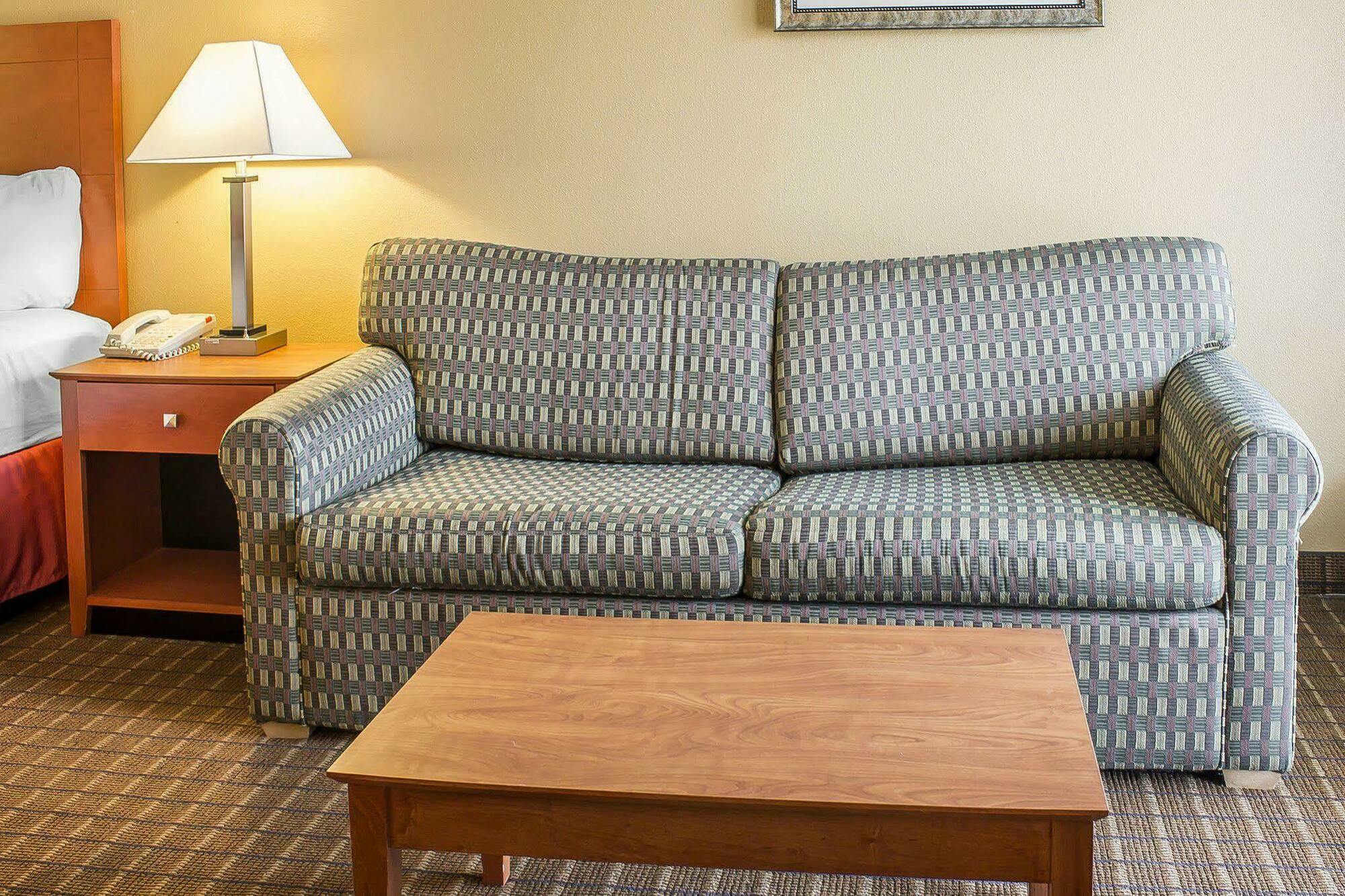 Wilkes-Barre Inn & Suites Luaran gambar